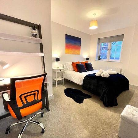 Bright & Cosy One Bedroom Apartment - 2 Beds - Perfect Base In Bishop'S Stortford Extérieur photo