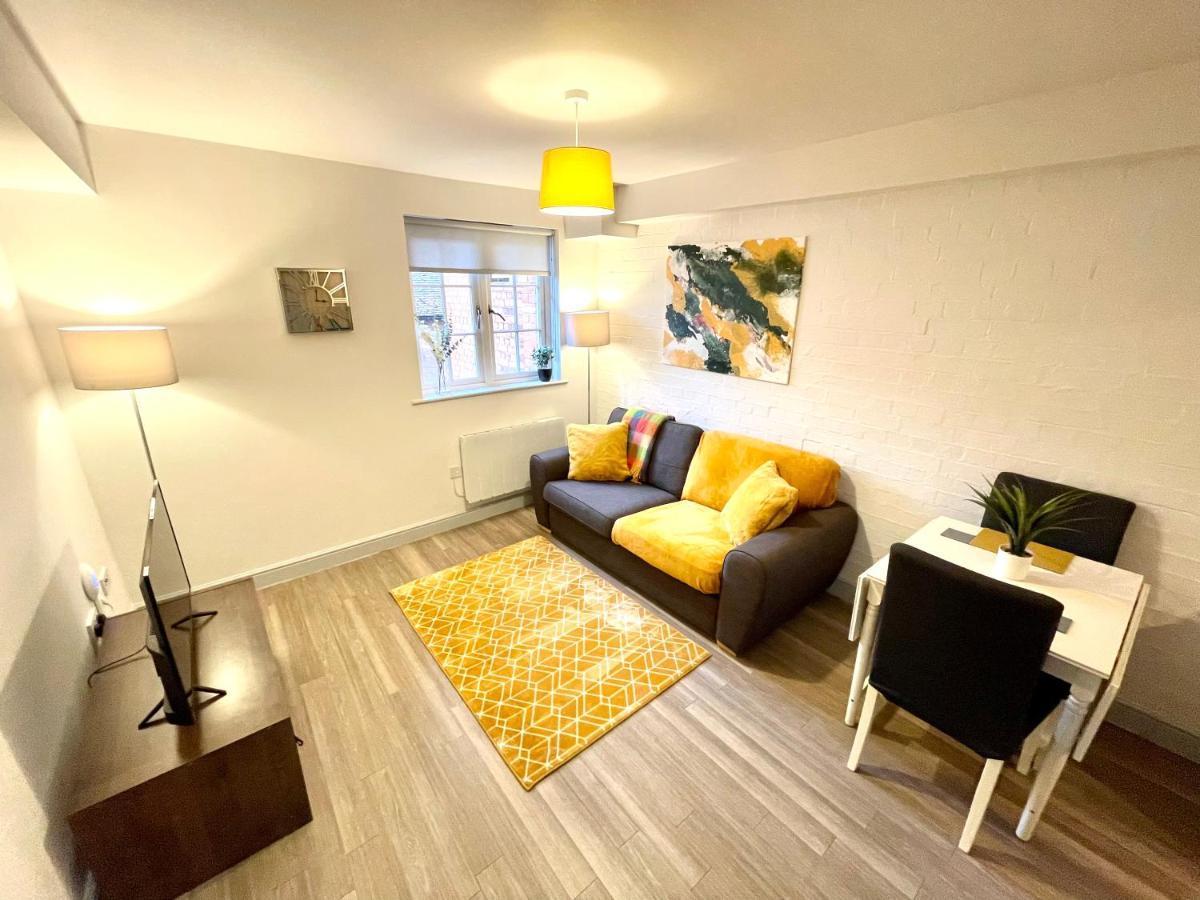 Bright & Cosy One Bedroom Apartment - 2 Beds - Perfect Base In Bishop'S Stortford Extérieur photo
