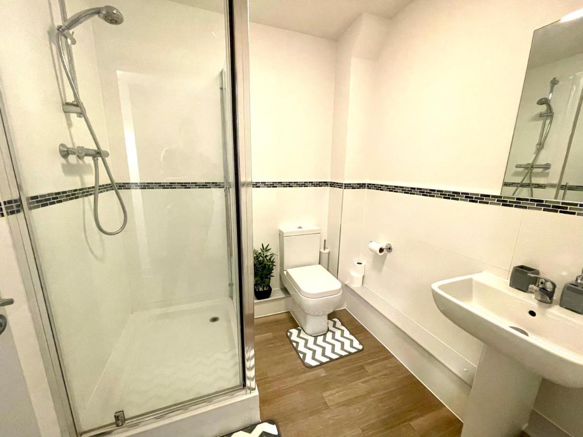 Bright & Cosy One Bedroom Apartment - 2 Beds - Perfect Base In Bishop'S Stortford Extérieur photo