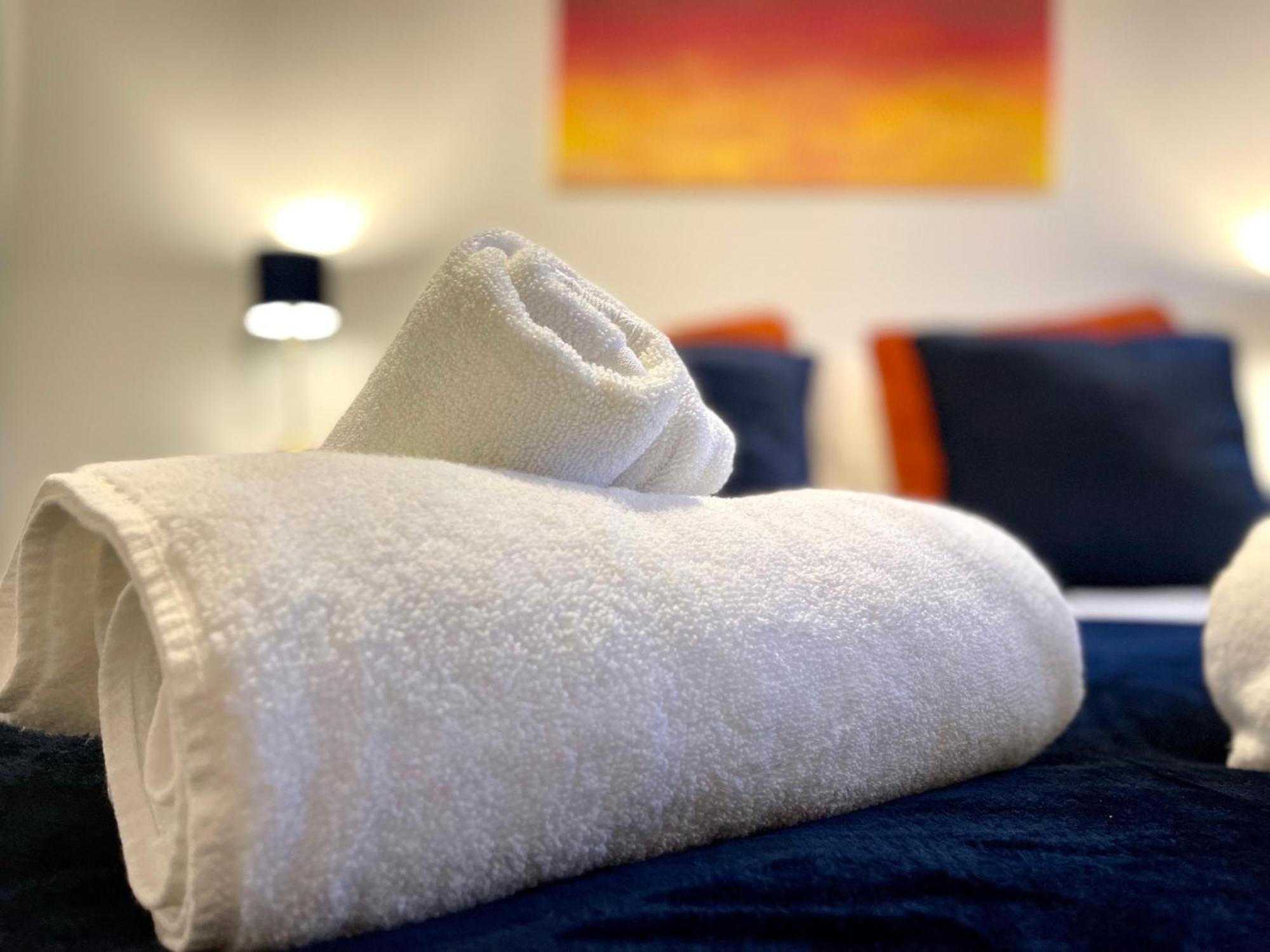 Bright & Cosy One Bedroom Apartment - 2 Beds - Perfect Base In Bishop'S Stortford Extérieur photo
